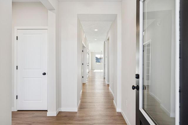 19160 Cloverleaf Way, Farmington, MN 55024