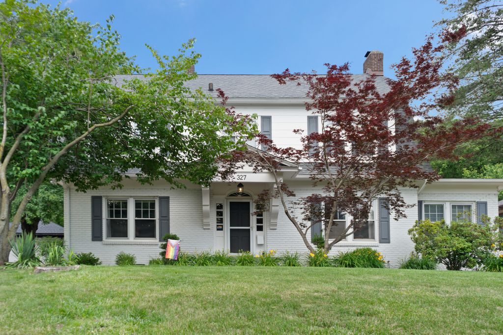 327 McClellan Boulevard, Davenport, IA 52803