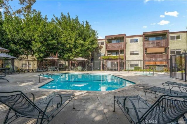 5860 Benner 303, Los Angeles, CA 90042
