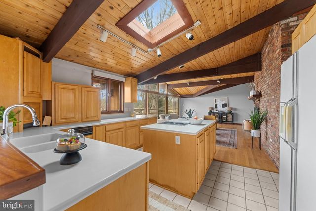 7099 GLEN CURTISS LN, Warrenton, VA 20187