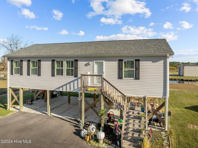 1134 Whichards Beach Road, Chocowinity, NC 27817