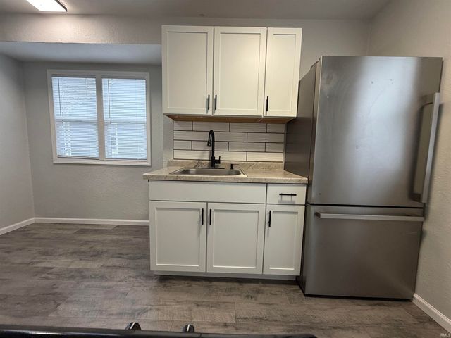 19746 Detroit Avenue, South Bend, IN 46614