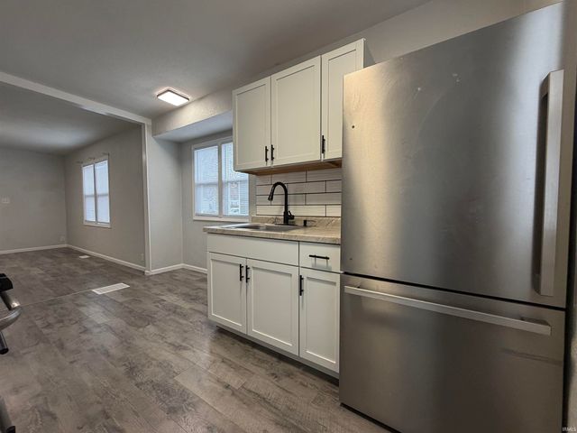 19746 Detroit Avenue, South Bend, IN 46614