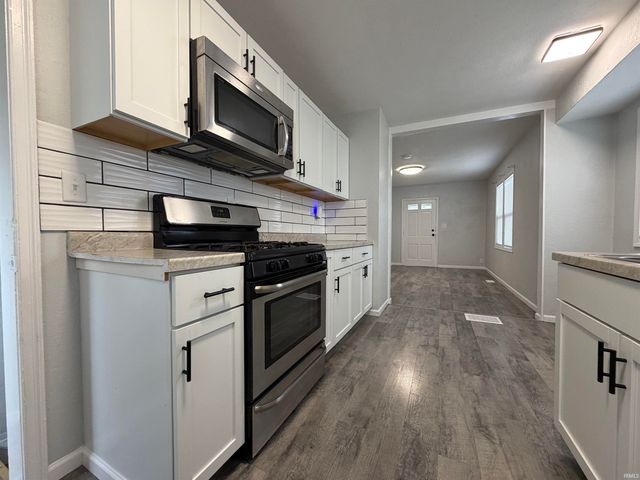 19746 Detroit Avenue, South Bend, IN 46614