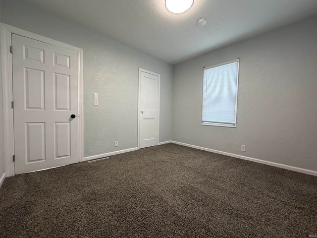 19746 Detroit Avenue, South Bend, IN 46614