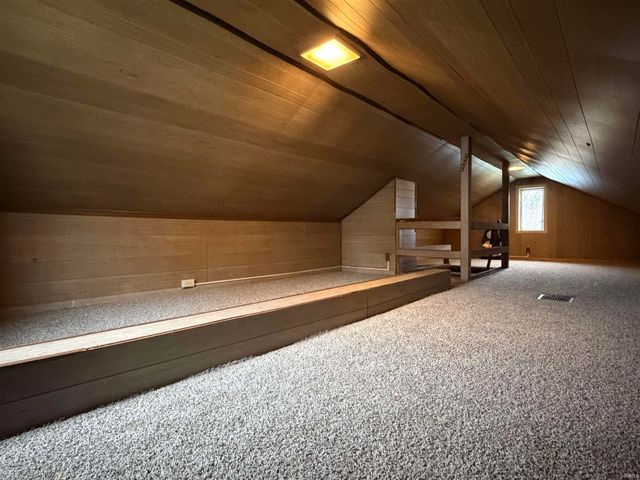 19746 Detroit Avenue, South Bend, IN 46614