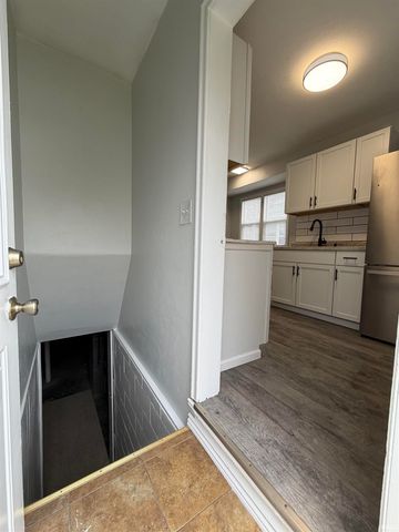 19746 Detroit Avenue, South Bend, IN 46614