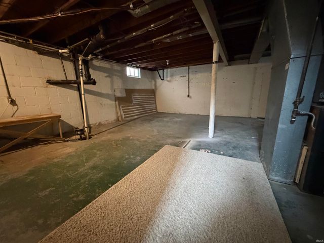 19746 Detroit Avenue, South Bend, IN 46614