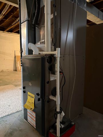 19746 Detroit Avenue, South Bend, IN 46614