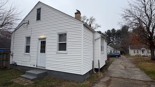 19746 Detroit Avenue, South Bend, IN 46614