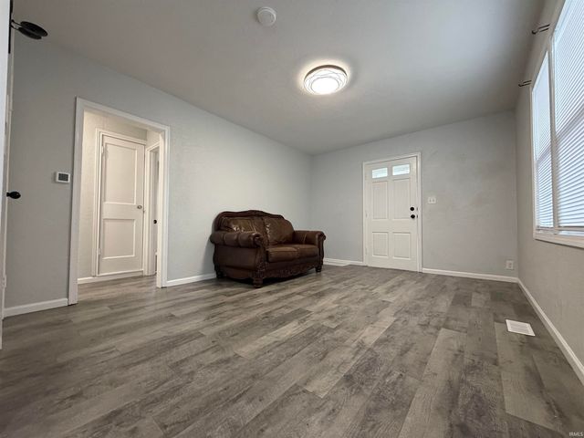 19746 Detroit Avenue, South Bend, IN 46614