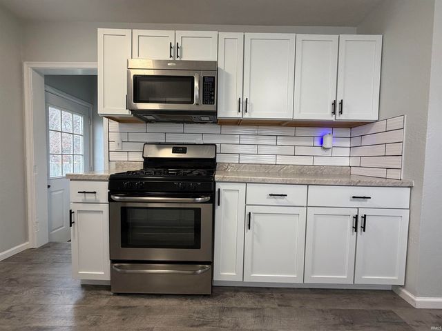 19746 Detroit Avenue, South Bend, IN 46614