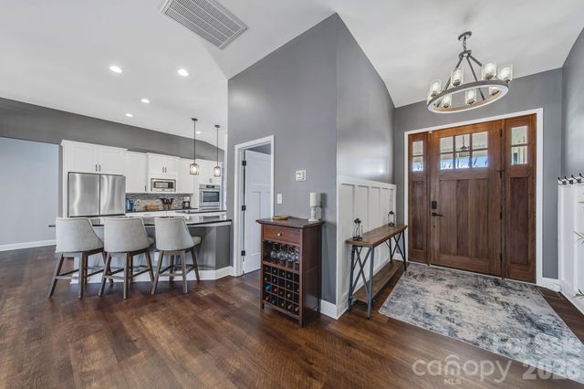 128 Laurel Ridge Drive, Statesville, NC 28677