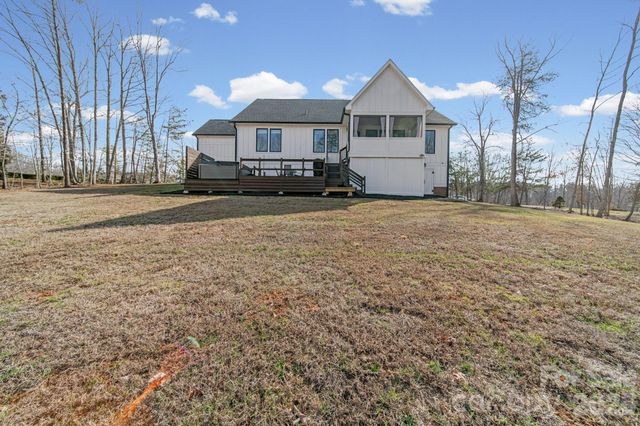 128 Laurel Ridge Drive, Statesville, NC 28677