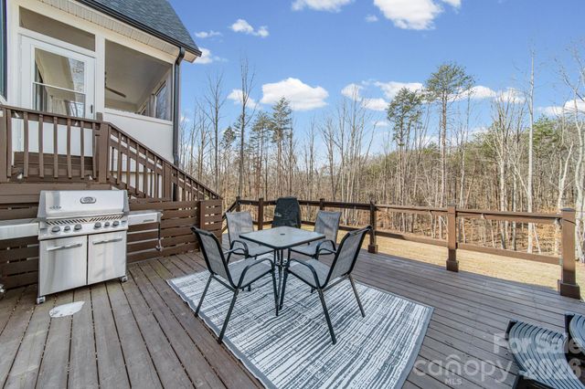 128 Laurel Ridge Drive, Statesville, NC 28677