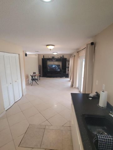 8448 NW 196th Terrace, Hialeah, FL 33015