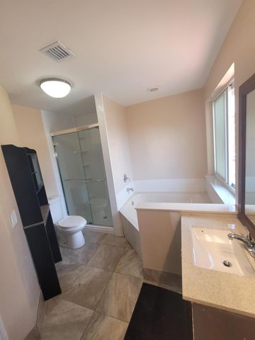 8448 NW 196th Terrace, Hialeah, FL 33015