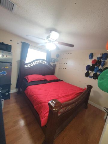 8448 NW 196th Terrace, Hialeah, FL 33015