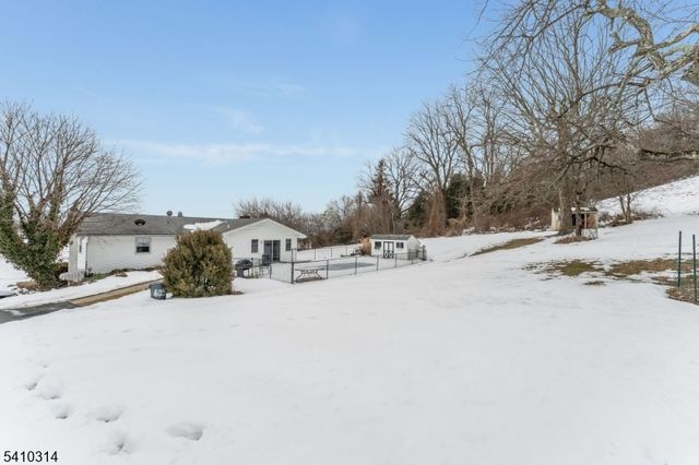 252 Mountain View Road, Franklin Twp., NJ 08802