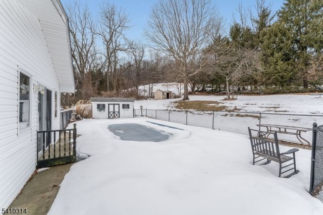 252 Mountain View Road, Franklin Twp., NJ 08802