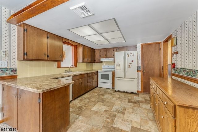 252 Mountain View Road, Franklin Twp., NJ 08802