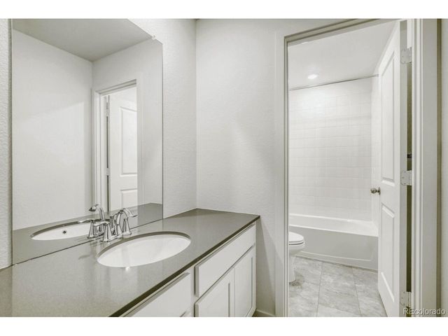 3551 Tabernash Dr, Loveland, CO 80538