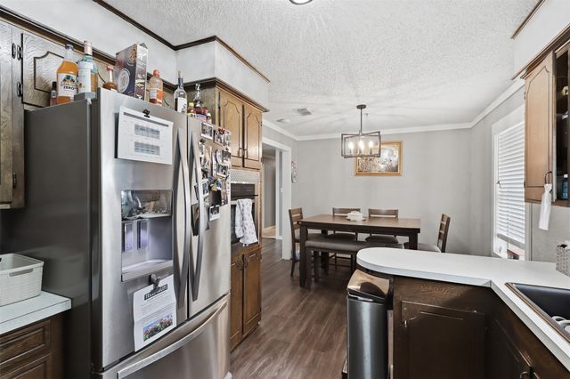 1045 County Road3210, Mt Pleasant, TX 75455