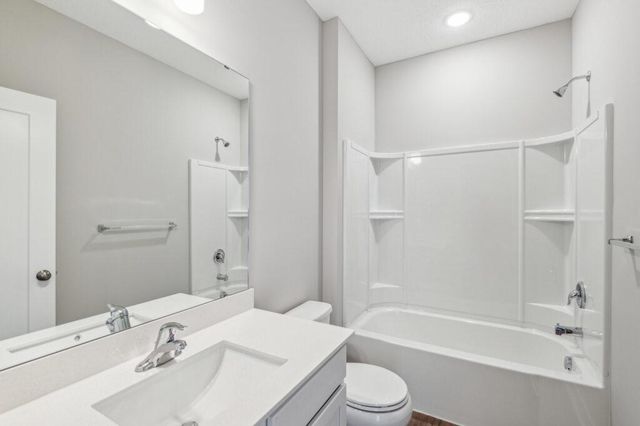 3149 Seminary Drive, New Brighton, MN 55112