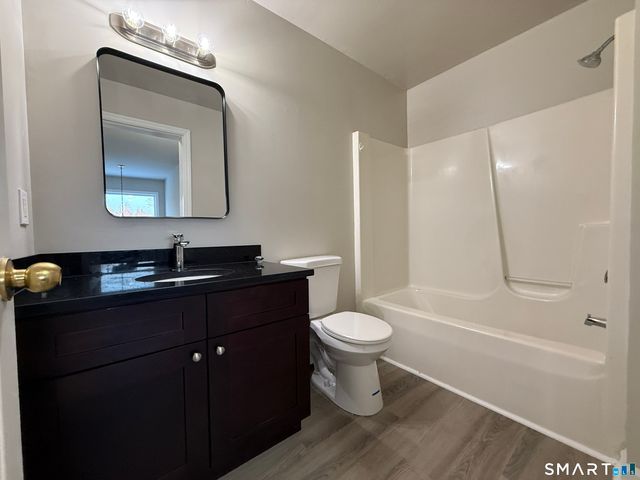 40 Marlin Drive, Norwalk, CT 06854