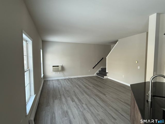 40 Marlin Drive, Norwalk, CT 06854