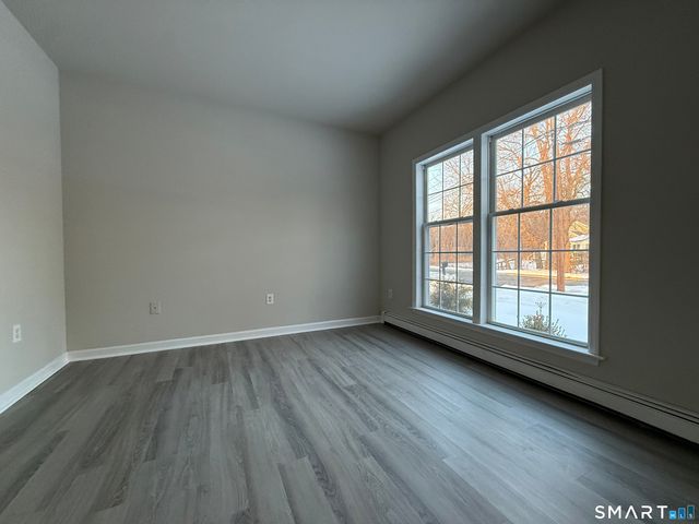 40 Marlin Drive, Norwalk, CT 06854