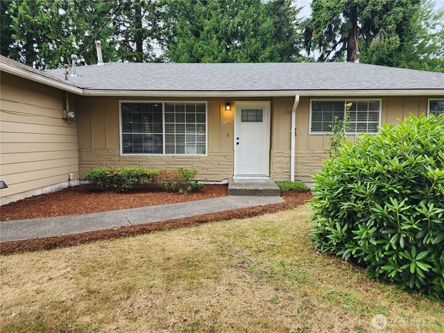 8810 NE 187th Street, Bothell, WA 98011