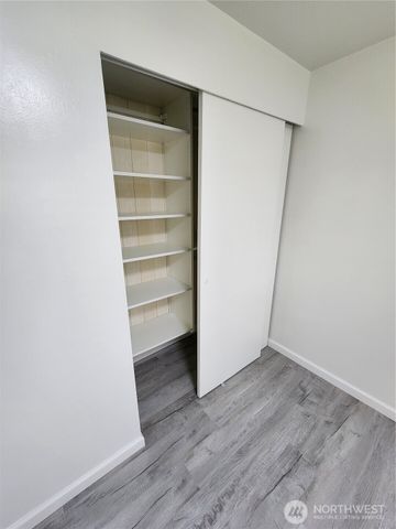 8810 NE 187th Street, Bothell, WA 98011