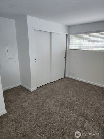 8810 NE 187th Street, Bothell, WA 98011