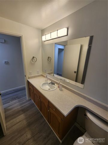 8810 NE 187th Street, Bothell, WA 98011