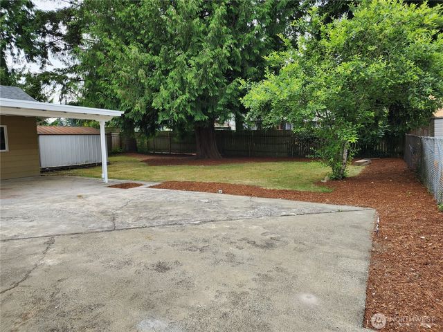 8810 NE 187th Street, Bothell, WA 98011