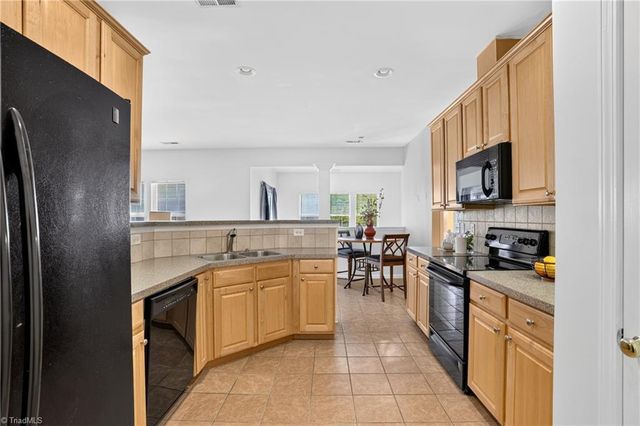 4045 Fountain Grove Drive, High Point, NC 27265