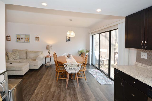 230 Falkirk Court, Kalamazoo Twp, MI 49006