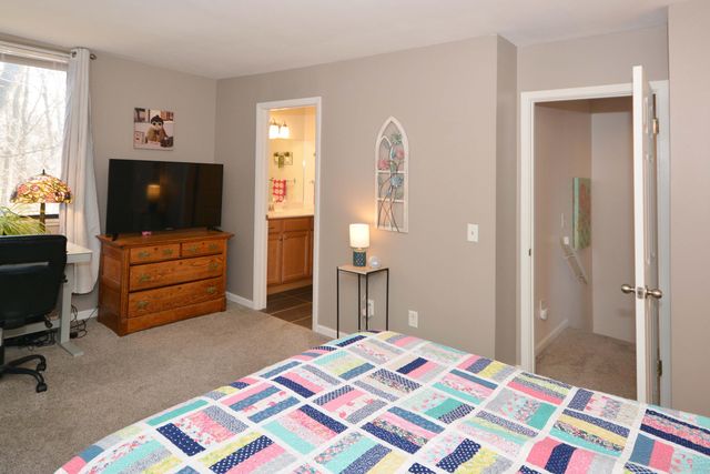 230 Falkirk Court, Kalamazoo Twp, MI 49006