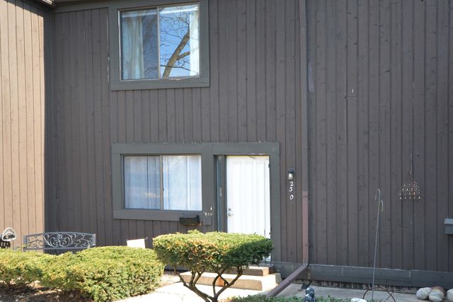 230 Falkirk Court, Kalamazoo Twp, MI 49006