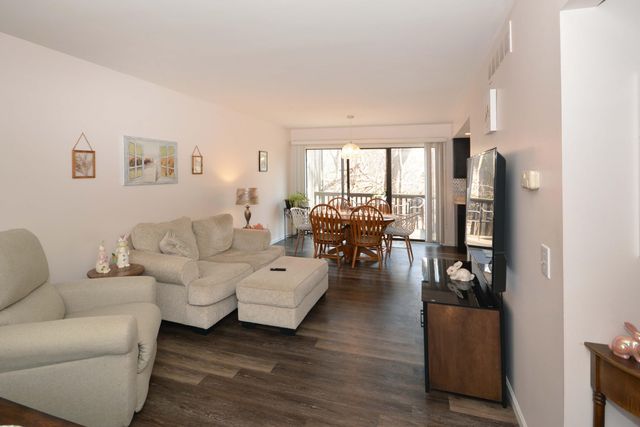 230 Falkirk Court, Kalamazoo Twp, MI 49006