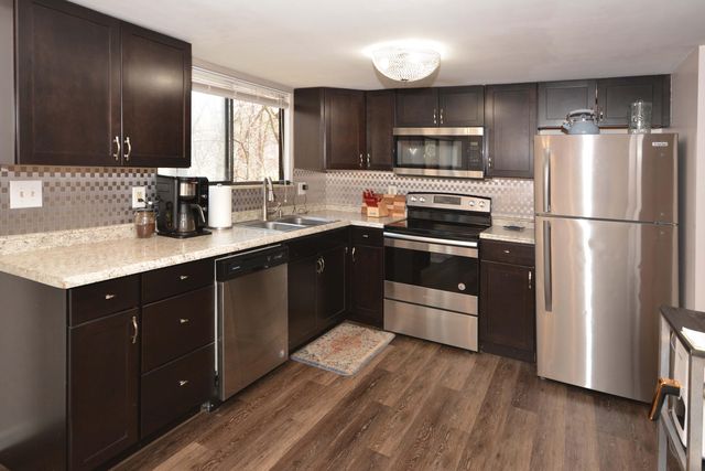 230 Falkirk Court, Kalamazoo Twp, MI 49006