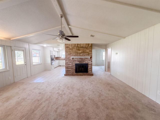 609 Heather Lane, Friendswood, TX 77546