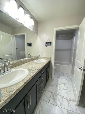 7939 Bechstein Way, Las Vegas, NV 89145