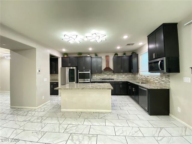 7939 Bechstein Way, Las Vegas, NV 89145