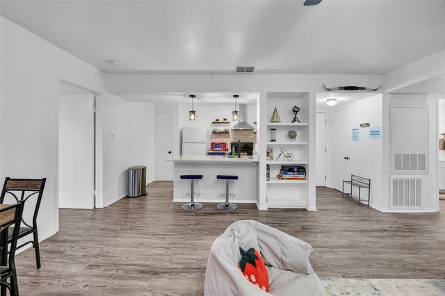4500 E Oltorf ST D410, Austin, TX 78741
