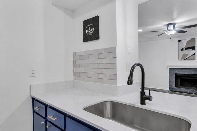 4500 E Oltorf ST D410, Austin, TX 78741