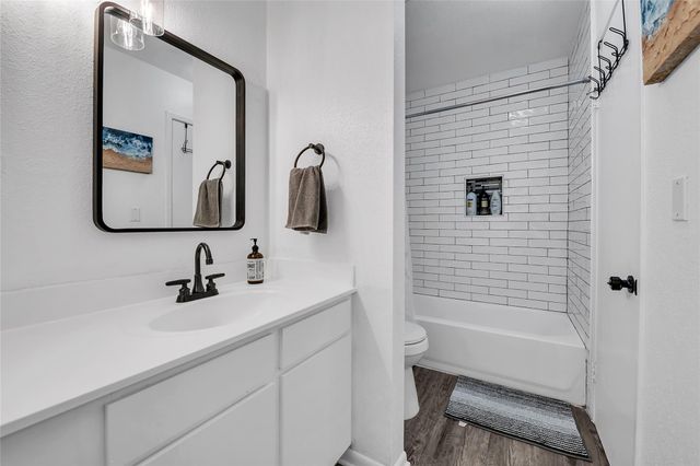 4500 E Oltorf ST D410, Austin, TX 78741