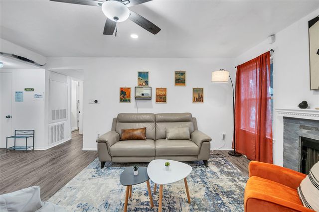 4500 E Oltorf ST D410, Austin, TX 78741