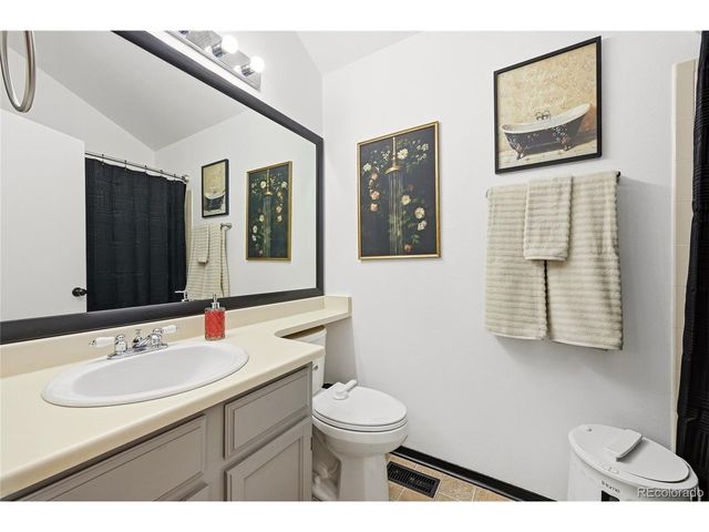 9713 W Chatfield Ave G, Littleton, CO 80128